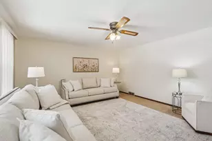 400 Raymond Rd, Waunakee, WI 53597 - Photo 6