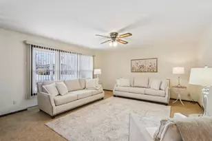 400 Raymond Rd, Waunakee, WI 53597 - Photo 4