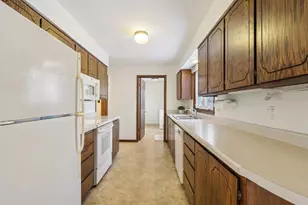 400 Raymond Rd, Waunakee, WI 53597 - Photo 14