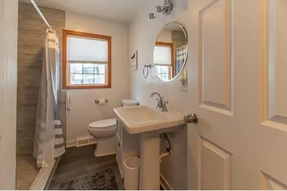 1530 S Oakhill Avenue, Janesville, WI 53546 - Photo 8