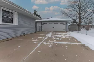 2125 S Palm St, Janesville, WI 53546 - Photo 20