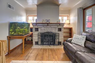 1518 Laurel Ave, Janesville, WI 53548 - Photo 2