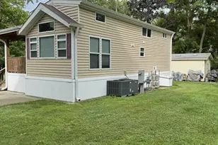 414 Skyline Dr, Edgerton, WI 53534 - Photo 1