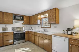 4615 Maher Ave, Madison, WI 53716 - Photo 10