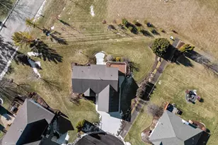 157 Meadow Ridge Dr, Sheboygan Falls, WI 53085 - Photo 34