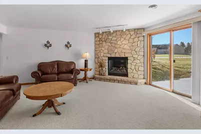 157 Meadow Ridge, Sheboygan Falls, WI 53085 - Photo 16