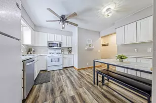 262 Ba-Wood Ln, Janesville, WI 53545 - Photo 6