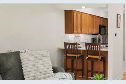 141 S Franklin Street, Madison, WI 53703 - Photo 4