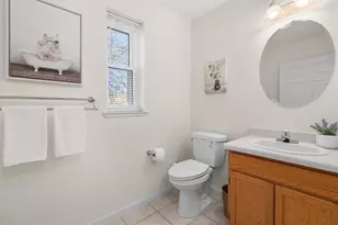 141 S Franklin St, Madison, WI 53703 - Photo 10