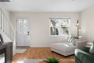 141 S Franklin St, Madison, WI 53703 - Photo 12