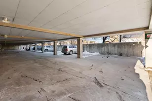 141 S Franklin St, Madison, WI 53703 - Photo 24