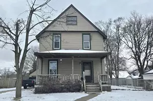 110 S 8th St, South Beloit, IL 61080 - Photo 1
