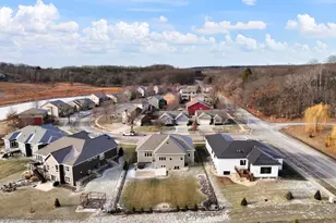 2809 Hickory Ridge Rd, Madison, WI 53719 - Photo 10