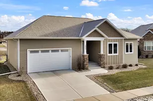 2809 Hickory Ridge Rd, Madison, WI 53719 - Photo 4