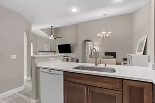 3282 Stonecreek Dr, Madison, WI 53719 - Photo 4