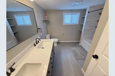 301 E Commerce Boulevard #45, Slinger, WI 53086 - Photo 6