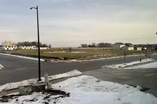 3007 Wild Goose Wy, Stoughton, WI 53589 - Photo 16