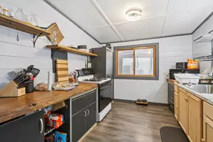 N6744 Blackhawk Rd, Portage, WI 53901 - Photo 14