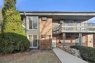 6251 Charing Cross Ln, Middleton, WI 53562 - Photo 2