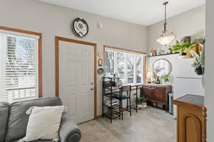 400-402 Estate Ln, Stoughton, WI 53589 - Photo 6