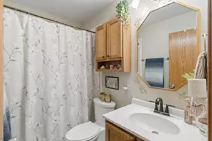 400-402 Estate Ln, Stoughton, WI 53589 - Photo 18