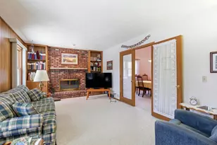 816 Woodview Dr, Sun Prairie, WI 53590 - Photo 18