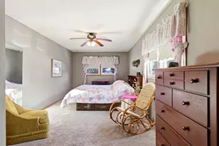 816 Woodview Dr, Sun Prairie, WI 53590 - Photo 36