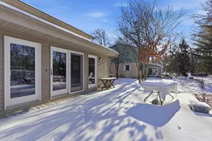 816 Woodview Dr, Sun Prairie, WI 53590 - Photo 52