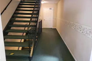 1518 Golf View Rd, Madison, WI 53704 - Photo 10