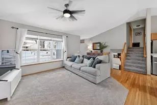 5475 Quarry Hill Dr, Fitchburg, WI 53711 - Photo 4