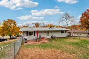 1526 Manor Dr, Janesville, WI 53548 - Photo 46