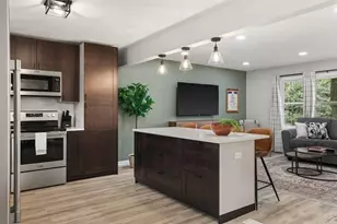 6090 Rattman Rd, Madison, WI 53718 - Photo 6