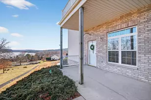 W11558 Island View Ct, Lodi, WI 53555 - Photo 6