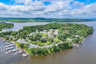 W11558 Island View Ct, Lodi, WI 53555 - Photo 2