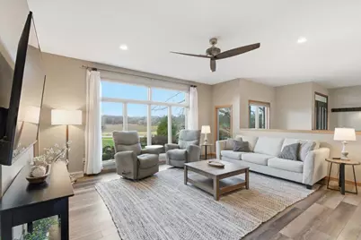 8328 N Cemetery Road, Janesville, WI 53536 - Photo 10