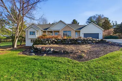 8328 N Cemetery Road, Janesville, WI 53536 - Photo 2