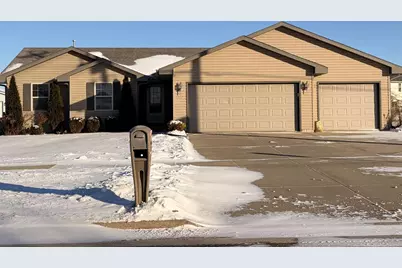 4413 E Milwaukee Street, Janesville, WI 53546 - Photo 1