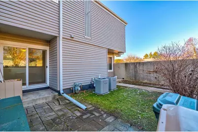 521 East Bluff, Madison, WI 53704 - Photo 8