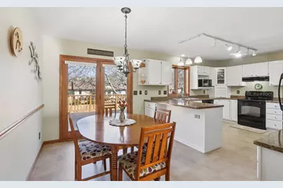 1606 Manchester Crossing, Waunakee, WI 53597 - Photo 22