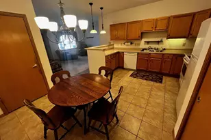 333 Starkweather Dr, Beaver Dam, WI 53916 - Photo 6