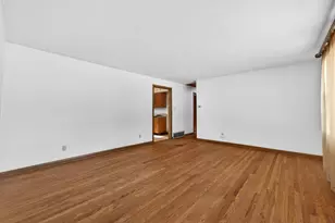 [Address not provided], Rockford, IL 61103 - Photo 4