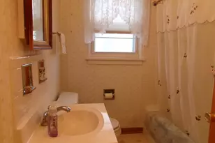 410 Liberty St, Beaver Dam, WI 53916 - Photo 6