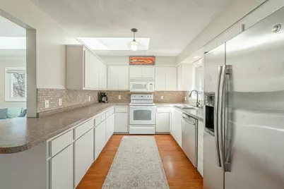 1610 Randy Lane, Madison, WI 53704 - Photo 8