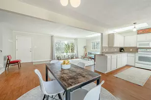 1610 Randy Ln, Madison, WI 53704 - Photo 4