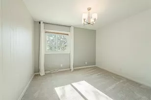 1610 Randy Ln, Madison, WI 53704 - Photo 14