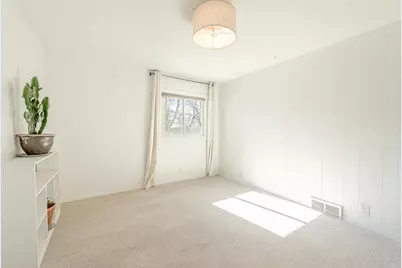 1610 Randy Lane, Madison, WI 53704 - Photo 12