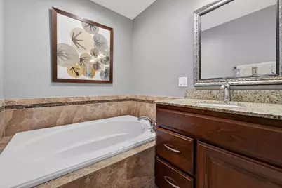 2014 Cardinal Way, Waunakee, WI 53597 - Photo 32