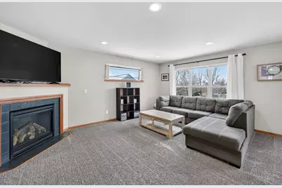 2610 Koshkonong Way, Sun Prairie, WI 53590 - Photo 8