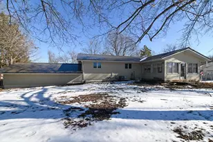 911 Valley Rd, Poynette, WI 53955 - Photo 32