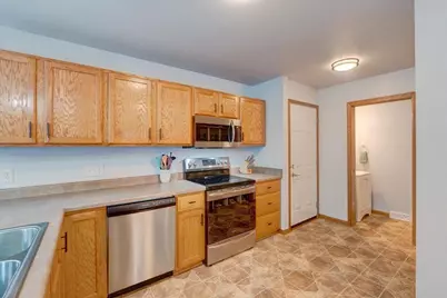 3714 Stonebridge Drive, Madison, WI 53719 - Photo 14